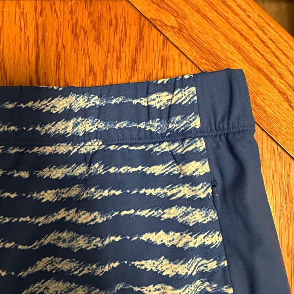 *J. MCLAUGHLIN* Lt. x Dk. Blue Skort Size Medium - Picture 2 of 5